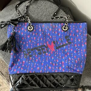 VTG Betsey Johnson Purple Betseyville Floral Roses Tote Bag